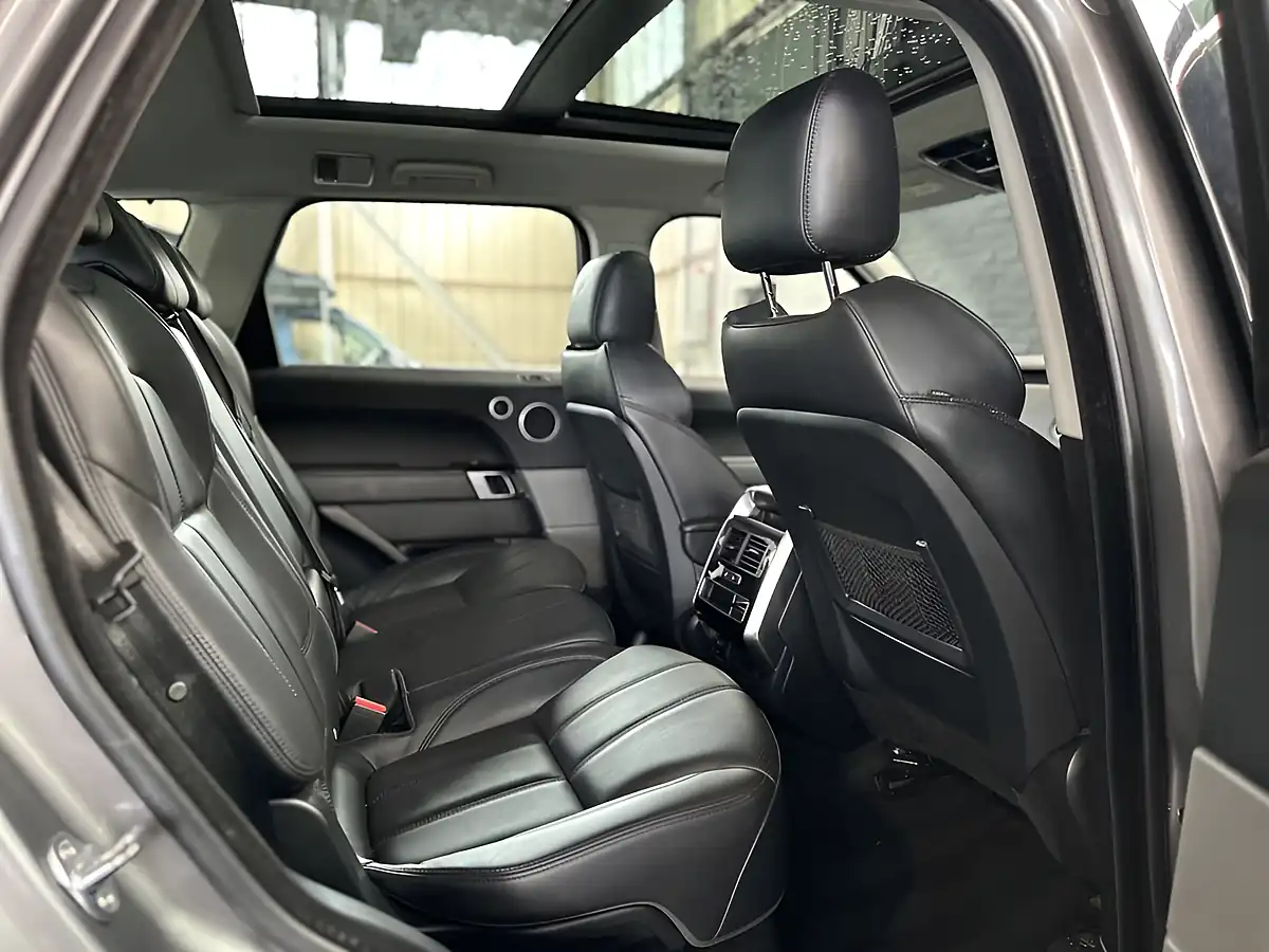 Used 2017 Land Rover Range Rover Sport Hse Dynamic Carpathian Grey Metallic - Interior and Exterior details 2