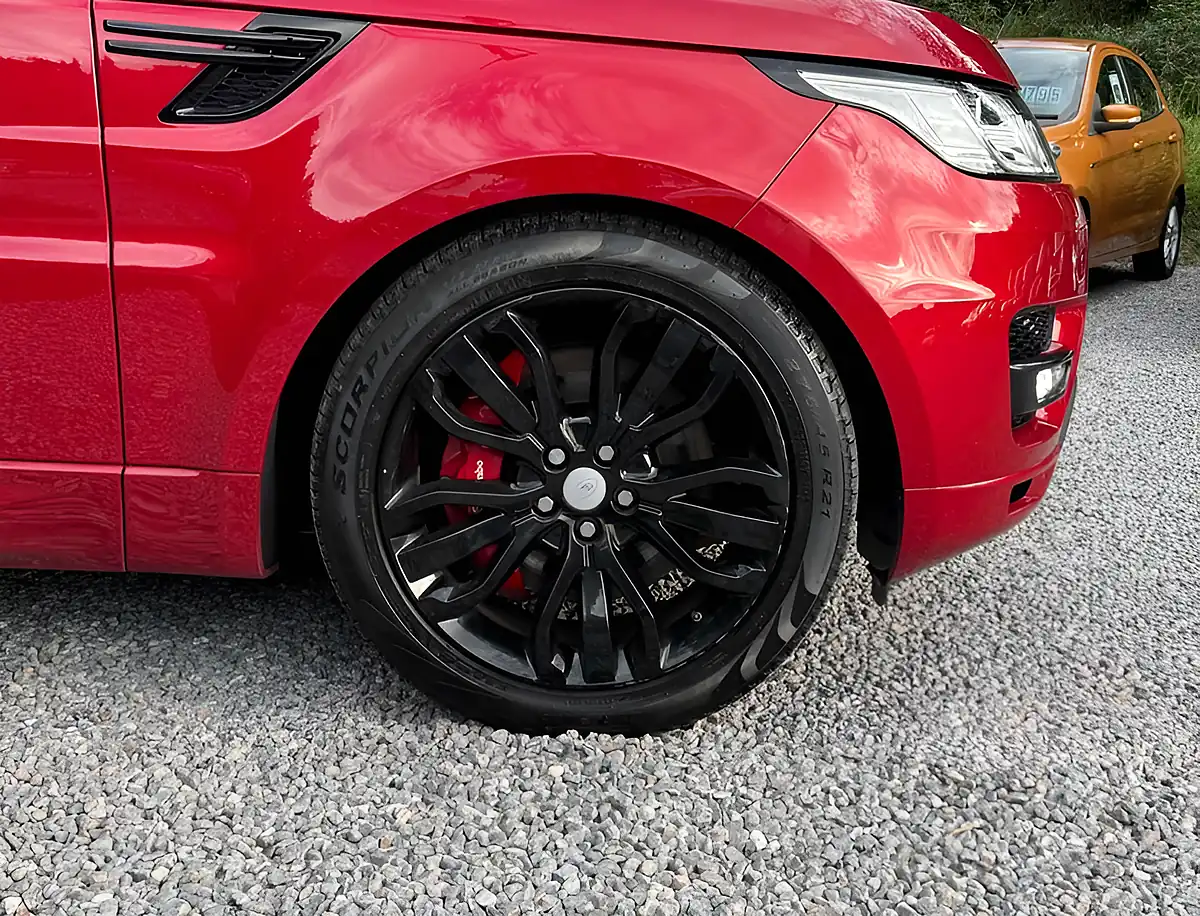 Used 2017 Land Rover Range Rover Sport Hse Dynamic Firenze Red - Interior and Exterior details 9