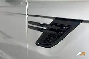 Used 2017 Land Rover Range Rover Sport Hse Dynamic Gold - Interior and Exterior details 10