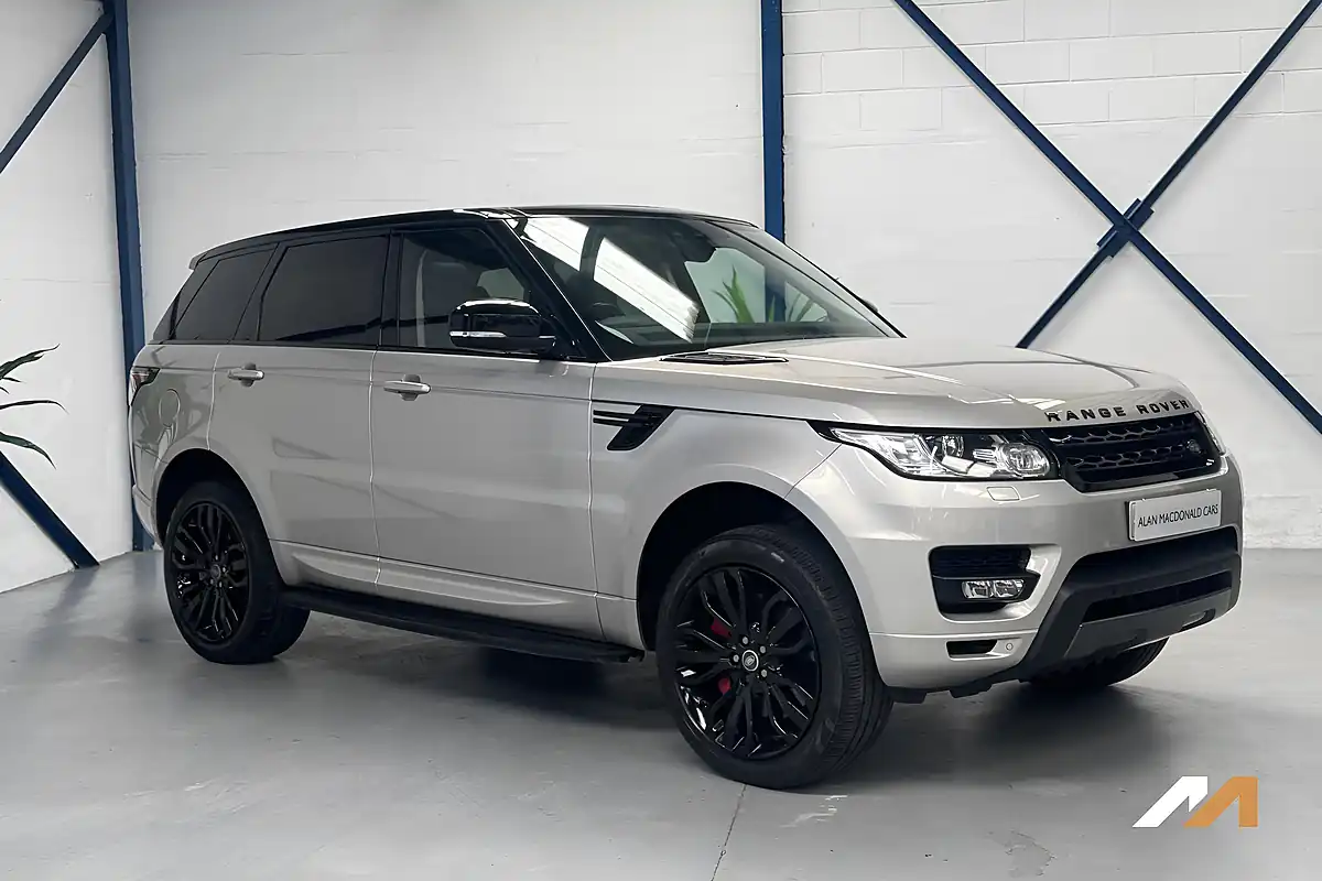 Used 2017 Land Rover Range Rover Sport Hse Dynamic Gold - Interior and Exterior details 6