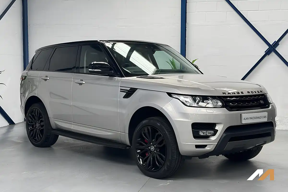 Used 2017 Land Rover Range Rover Sport Hse Dynamic Gold - Interior and Exterior details 8