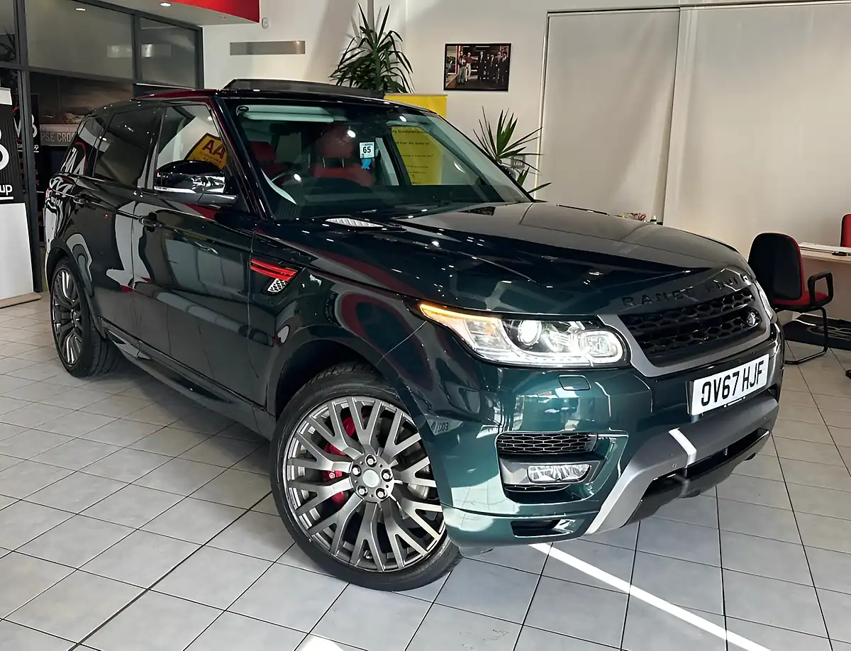 Used 2017 Land Rover Range Rover Sport Hse Dynamic Green - Front View