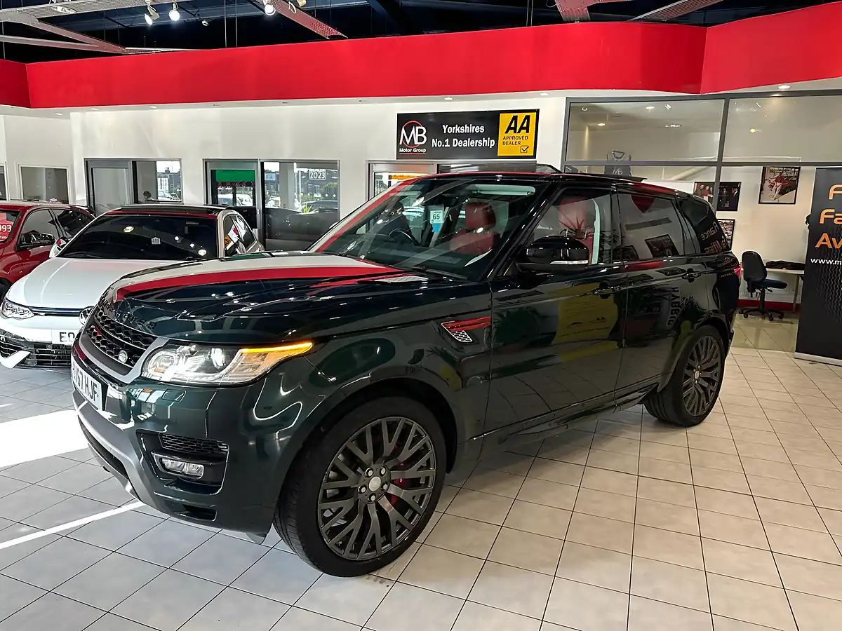 Used 2017 Land Rover Range Rover Sport Hse Dynamic Green - Interior and Exterior details 4