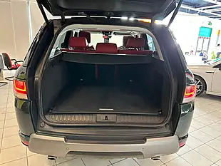Used 2017 Land Rover Range Rover Sport Hse Dynamic Green - Interior and Exterior details 7