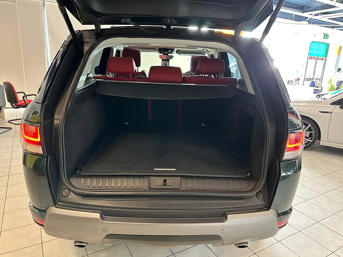 Used 2017 Land Rover Range Rover Sport Hse Dynamic Green - Interior and Exterior details 7