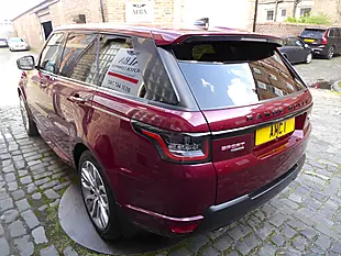 Used 2017 Land Rover Range Rover Sport Hse Dynamic Red - Interior and Exterior details 4