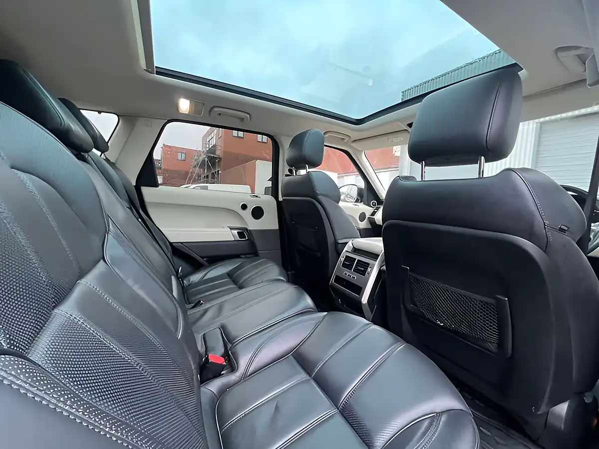 Used 2017 Land Rover Range Rover Sport Hse Dynamic Santorini Black - Interior and Exterior details 13