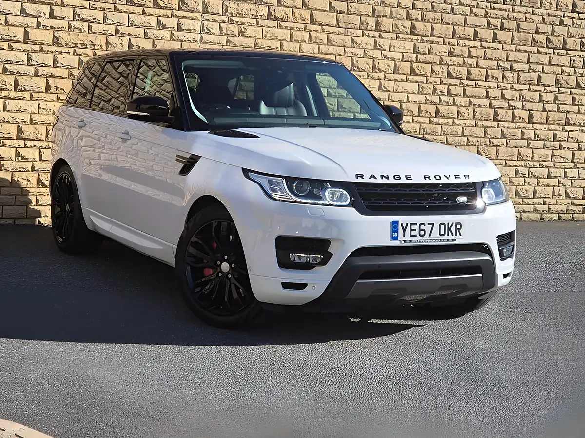 Used 2017 Land Rover Range Rover Sport Hse Dynamic White - Front View