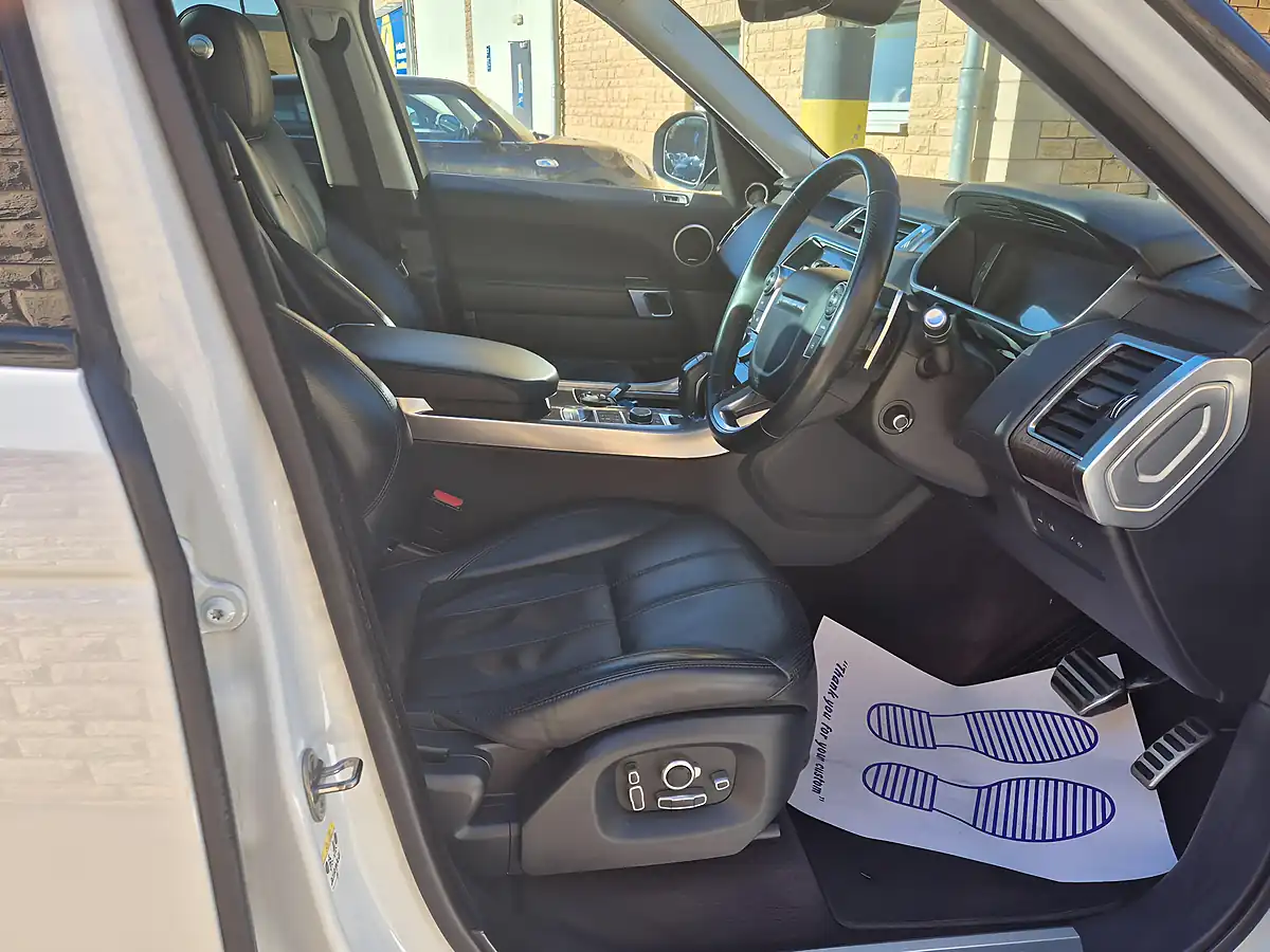 Used 2017 Land Rover Range Rover Sport Hse Dynamic White - Interior and Exterior details 2