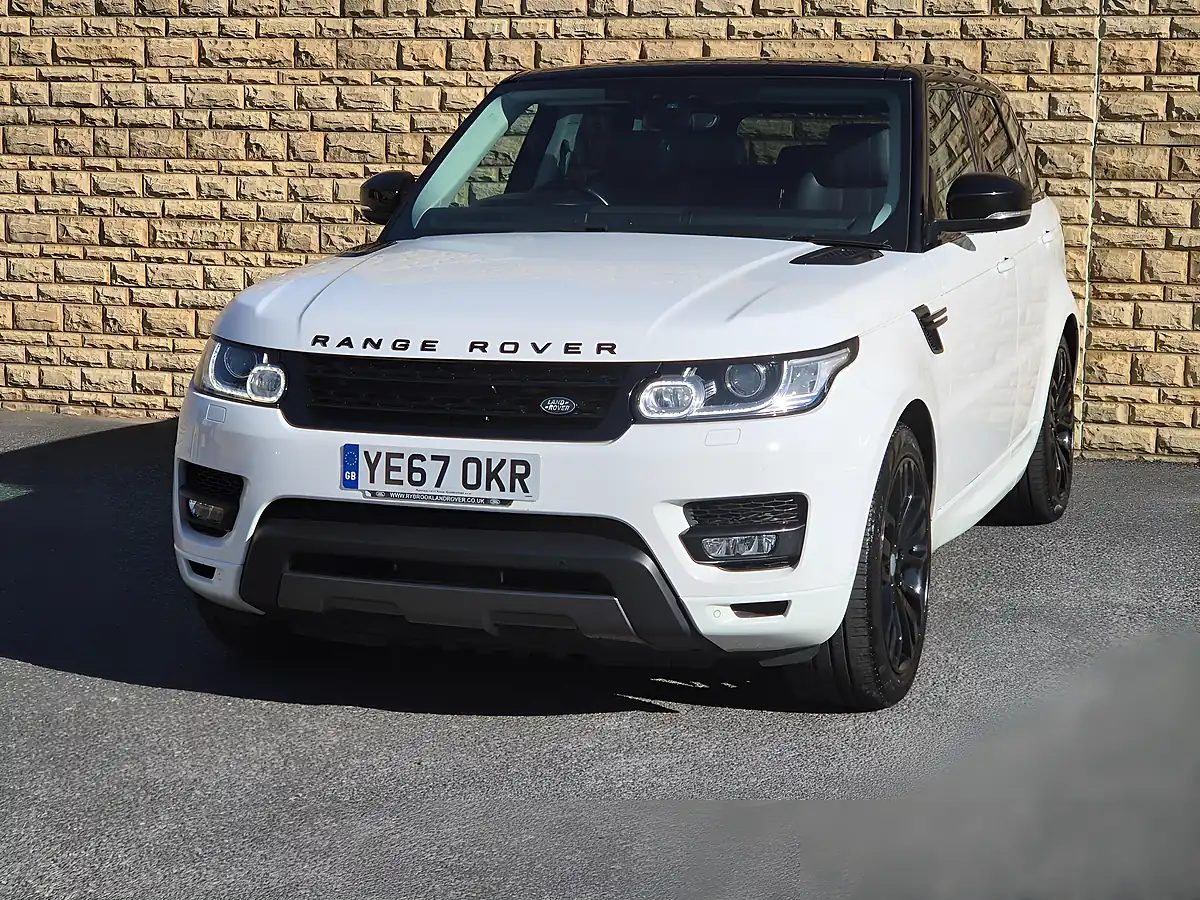 Used 2017 Land Rover Range Rover Sport Hse Dynamic White - Interior and Exterior details 5