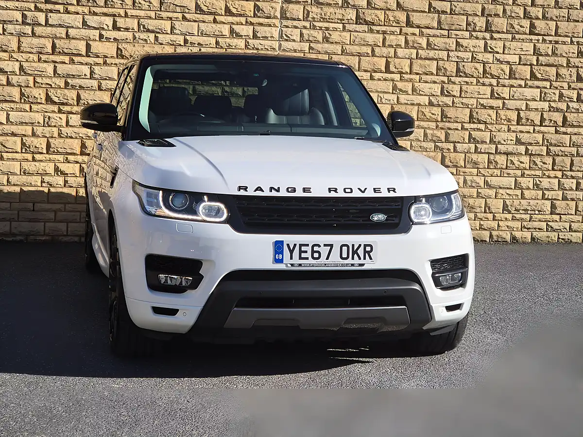 Used 2017 Land Rover Range Rover Sport Hse Dynamic White - Interior and Exterior details 8