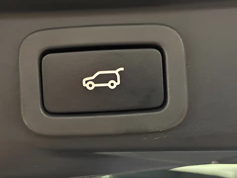 Used 2017 Land Rover Range Rover Sport Hse Dynamic White - Interior and Exterior details 15