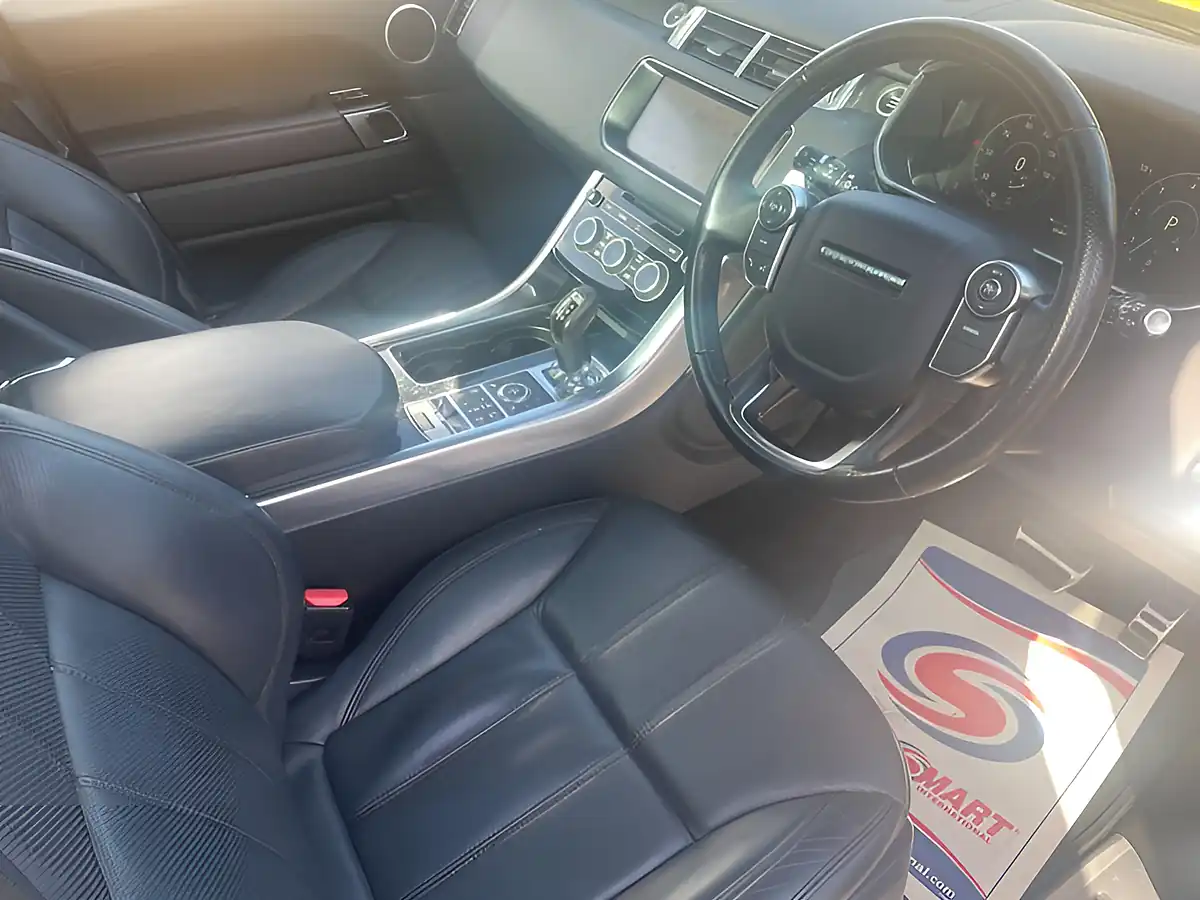 Used 2017 Land Rover Range Rover Sport Hse Dynamic Yellow - Interior and Exterior details 12