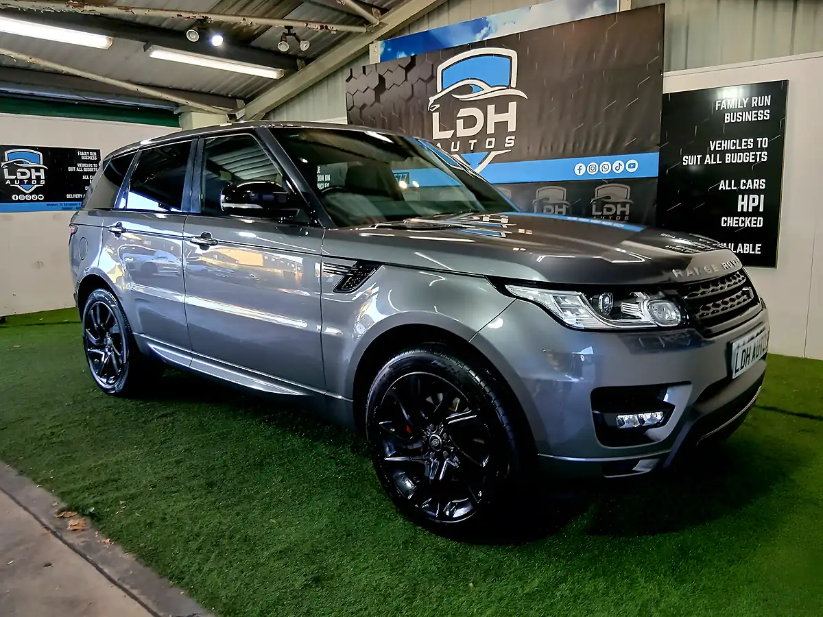 Used 2017 Land Rover Range Rover Sport Hse Grey - Front View