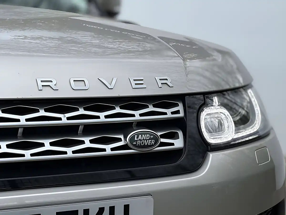 Used 2017 Land Rover Range Rover Sport Hse Indus Silver - Interior and Exterior details 10