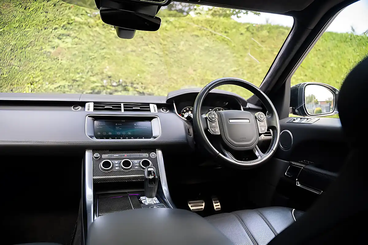 Used 2017 Land Rover Range Rover Sport Svr Black - Interior and Exterior details 12
