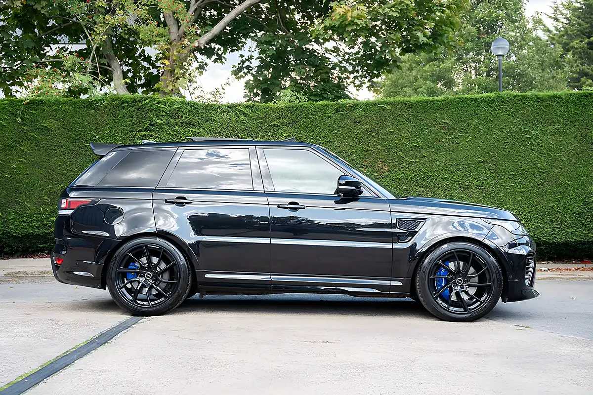 Used 2017 Land Rover Range Rover Sport Svr Black - Interior and Exterior details 19