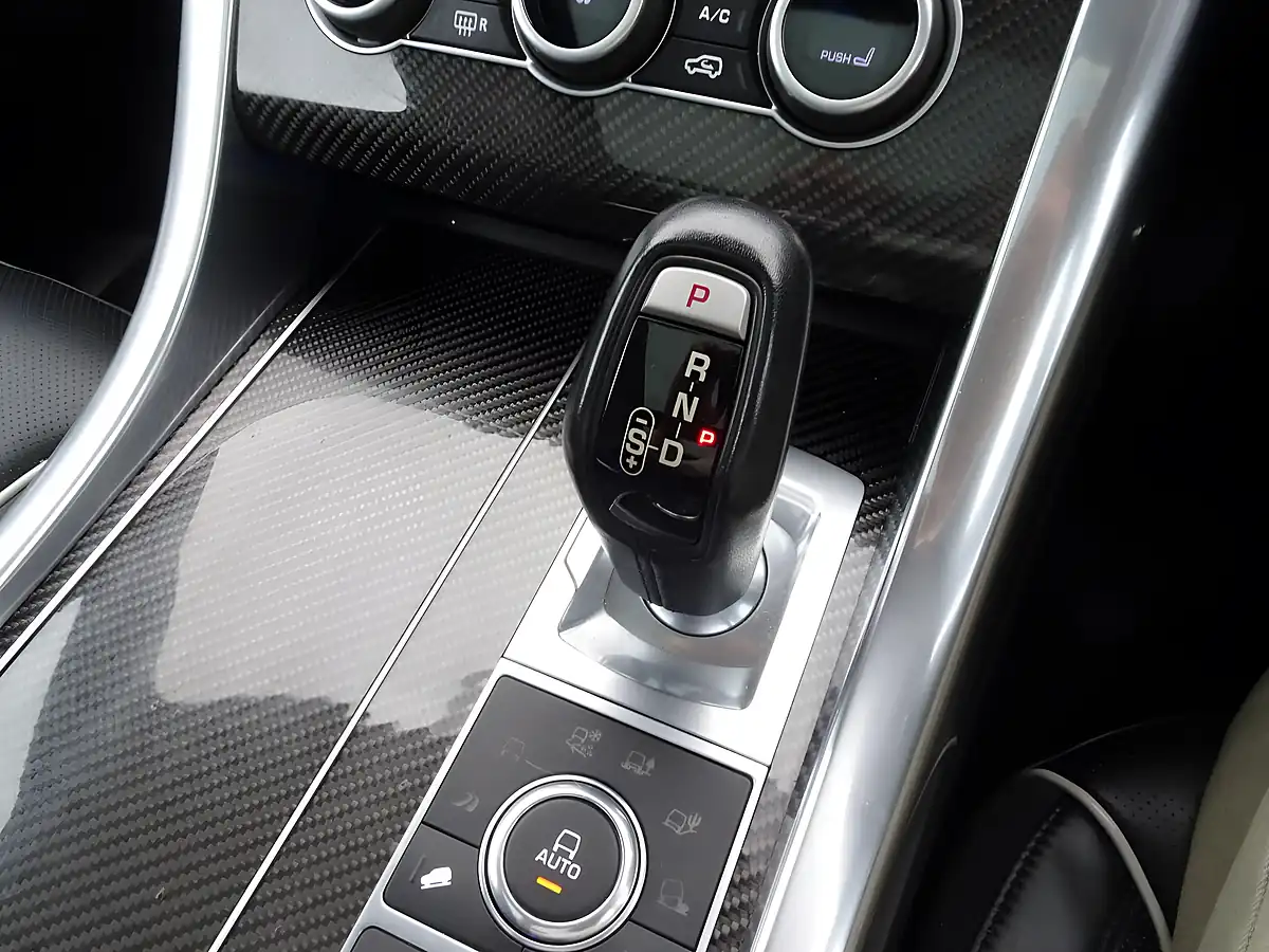 Used 2017 Land Rover Range Rover Sport Svr Blue - Interior and Exterior details 8