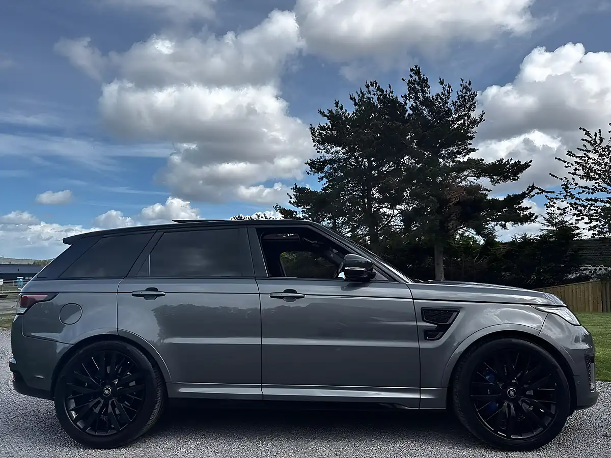 Used 2017 Land Rover Range Rover Sport Svr Grey - Interior and Exterior details 3