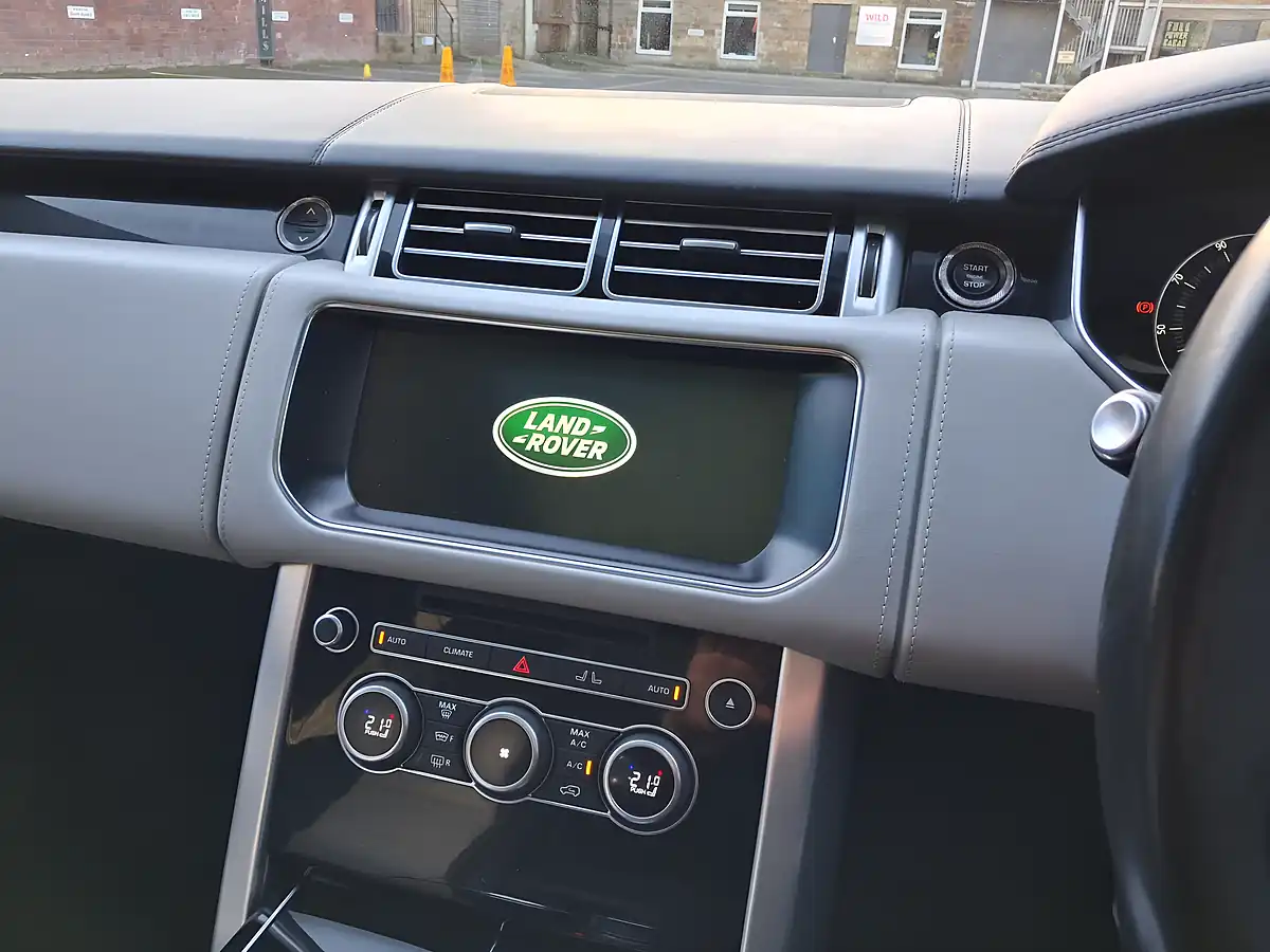 Used 2017 Land Rover Range Rover Sv Autobiography Dynamic Corris Grey - Interior and Exterior details 11