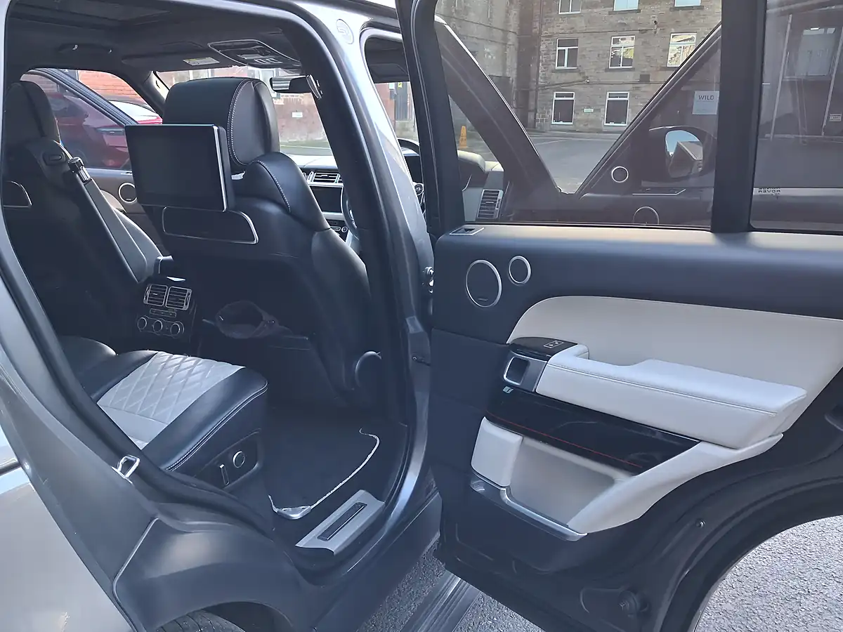 Used 2017 Land Rover Range Rover Sv Autobiography Dynamic Corris Grey - Interior and Exterior details 18