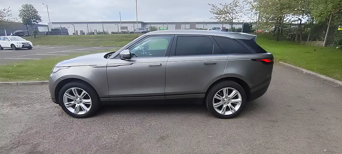 Used 2017 Land Rover Range Rover Velar Executive Silver - Interior and Exterior details 2