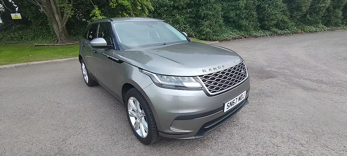 Used 2017 Land Rover Range Rover Velar Executive Silver - Interior and Exterior details 7