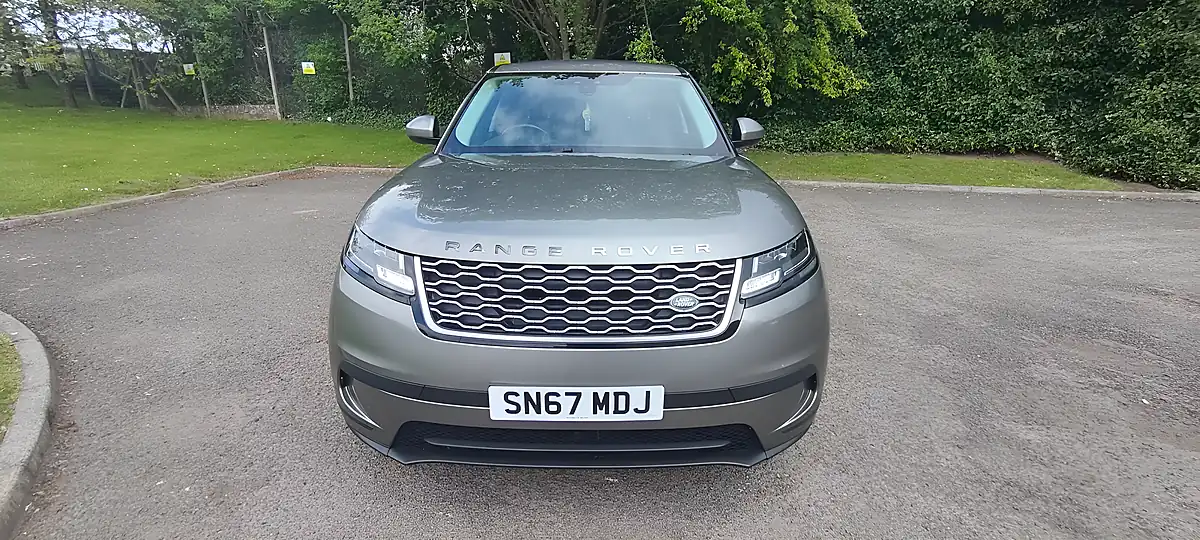 Used 2017 Land Rover Range Rover Velar Executive Silver - Interior and Exterior details 8