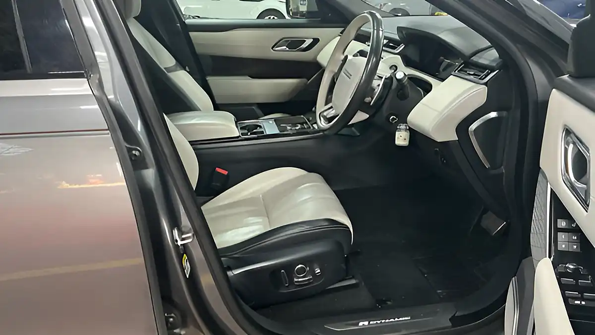 Used 2017 Land Rover Range Rover Velar First Edition Grey - Interior and Exterior details 10