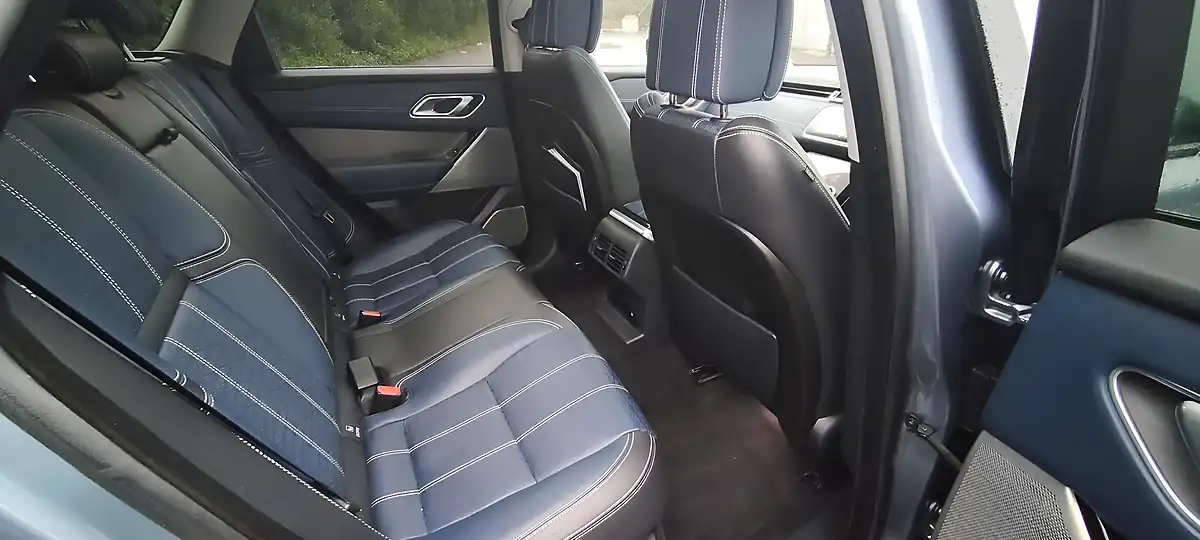 Used 2017 Land Rover Range Rover Velar Hse Blue - Interior and Exterior details 13