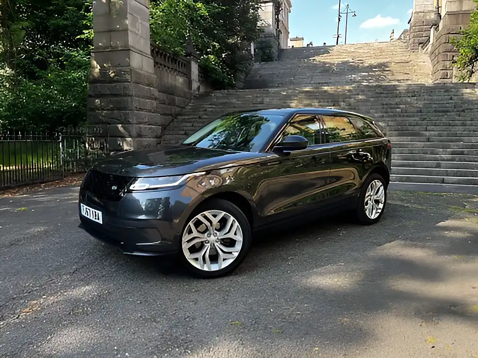 Used 2017 Land Rover Range Rover Velar Hse Grey - Interior and Exterior details 13