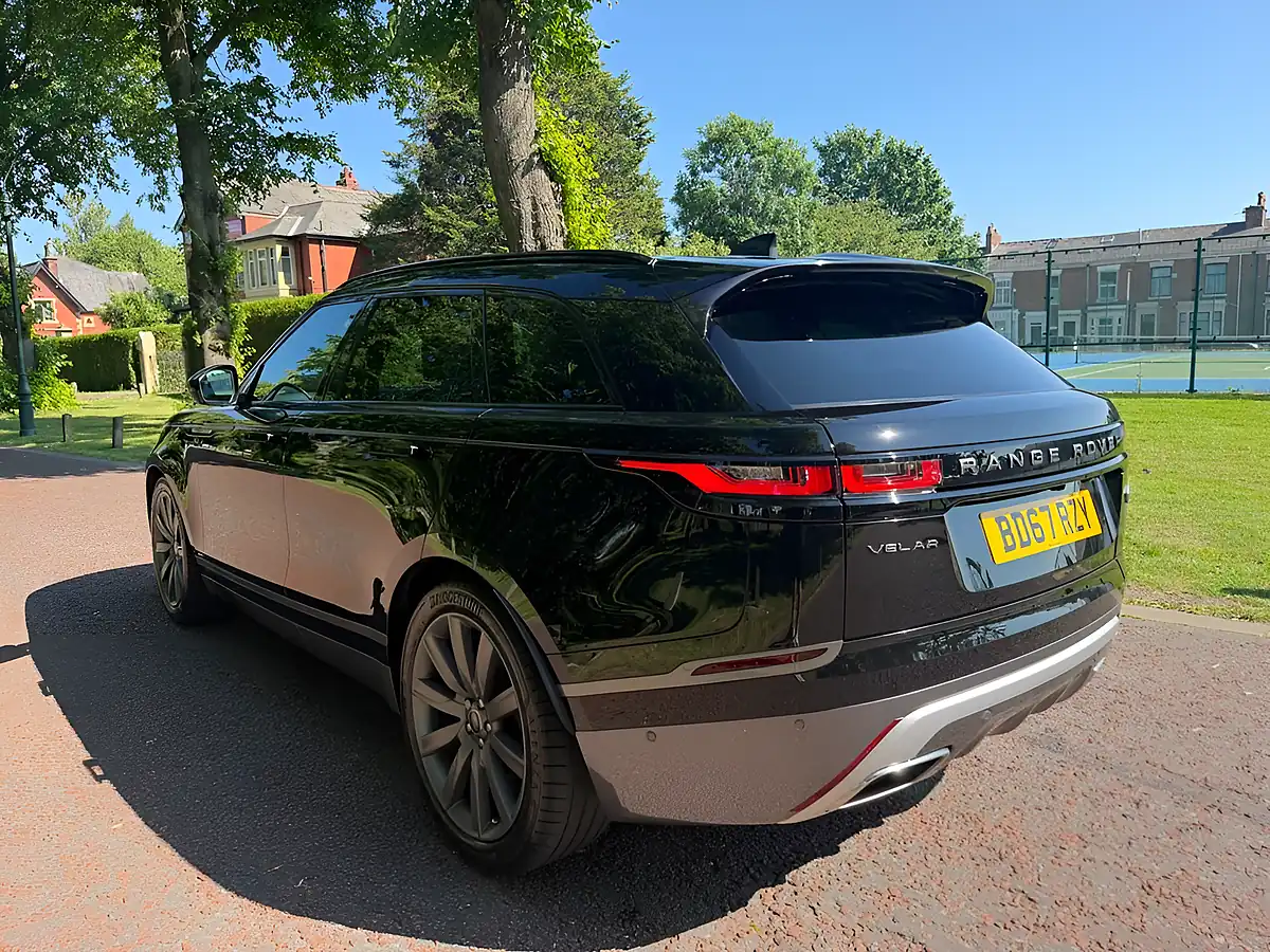 Used 2017 Land Rover Range Rover Velar R-Dynamic Hse Black - Interior and Exterior details 5