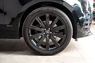 Used 2017 Land Rover Range Rover Velar R-Dynamic Hse Black - Interior and Exterior details 18