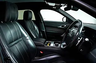 Used 2017 Land Rover Range Rover Velar R-Dynamic Hse Black - Interior and Exterior details 5