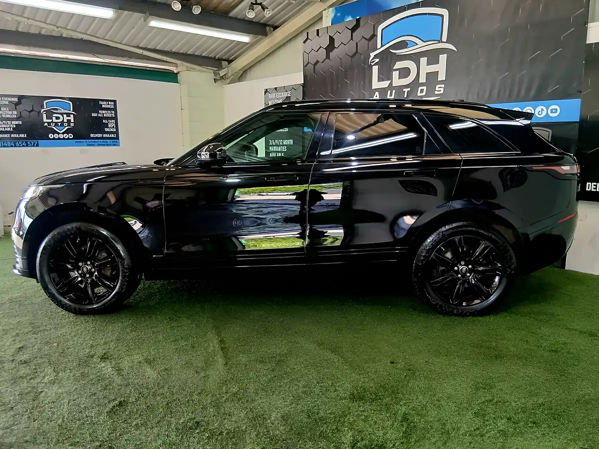 Used 2017 Land Rover Range Rover Velar R-Dynamic S Black - Interior and Exterior details 6