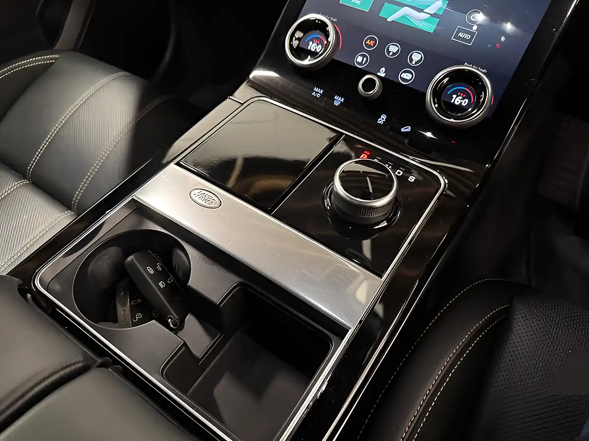 Used 2017 Land Rover Range Rover Velar R-Dynamic S Black - Interior and Exterior details 7