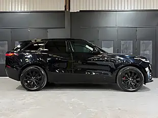 Used 2017 Land Rover Range Rover Velar R-Dynamic Se Black - Interior and Exterior details 4