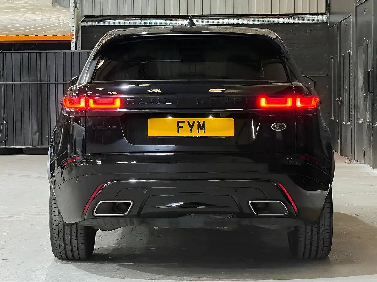 Used 2017 Land Rover Range Rover Velar R-Dynamic Se Black - Interior and Exterior details 8