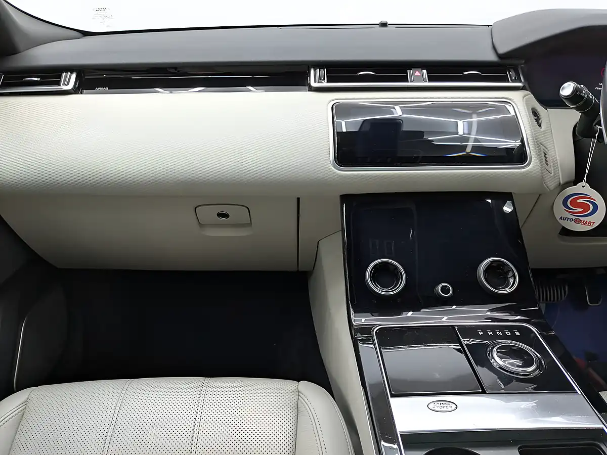 Used 2017 Land Rover Range Rover Velar R-Dynamic Se Corris Grey - Interior and Exterior details 19