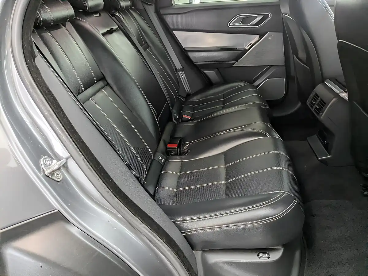 Used 2017 Land Rover Range Rover Velar R-Dynamic Se Corris Grey - Interior and Exterior details 11