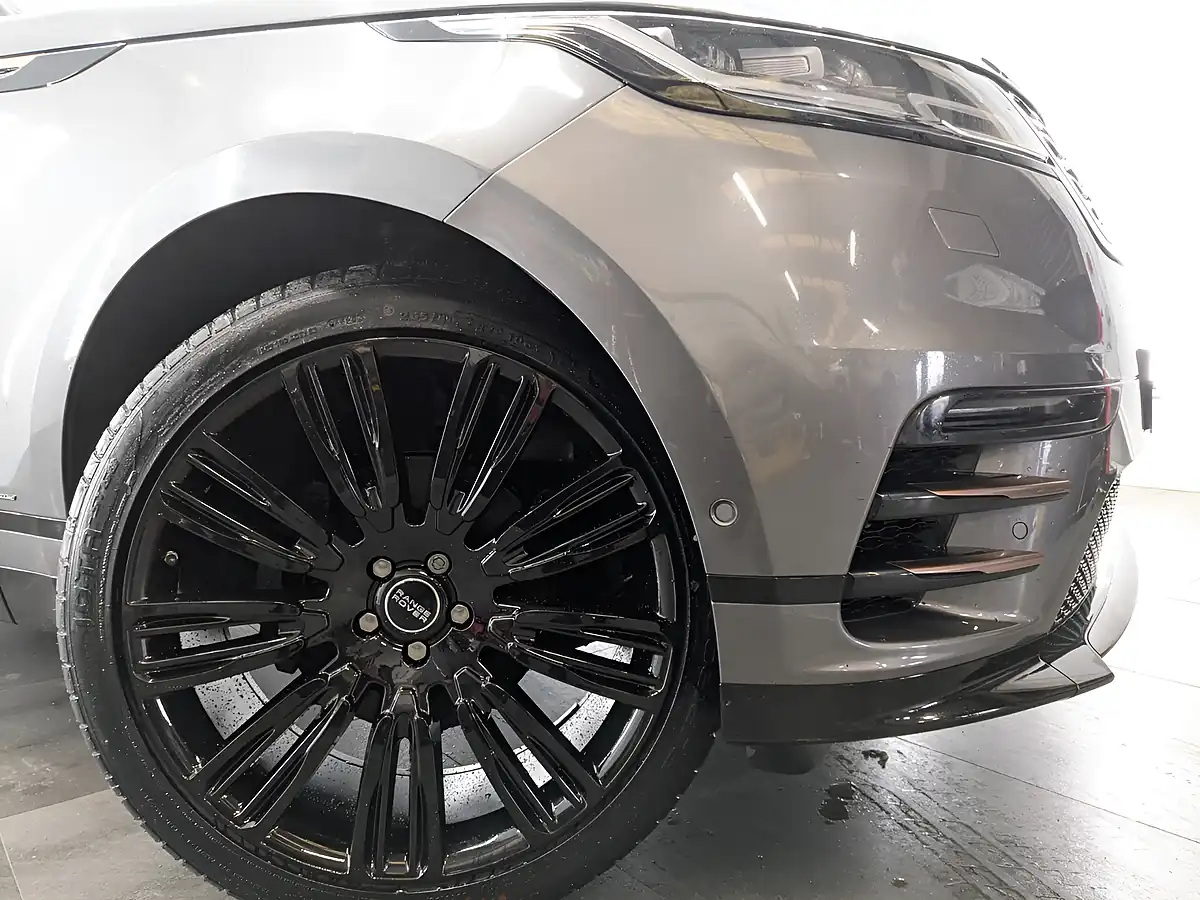 Used 2017 Land Rover Range Rover Velar R-Dynamic Se Corris Grey - Interior and Exterior details 2