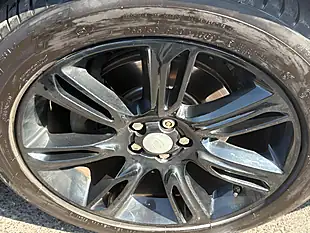 Used 2017 Land Rover Range Rover Velar R-Dynamic Se Grey - Interior and Exterior details 17