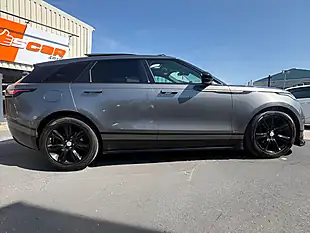 Used 2017 Land Rover Range Rover Velar R-Dynamic Se Grey - Interior and Exterior details 5