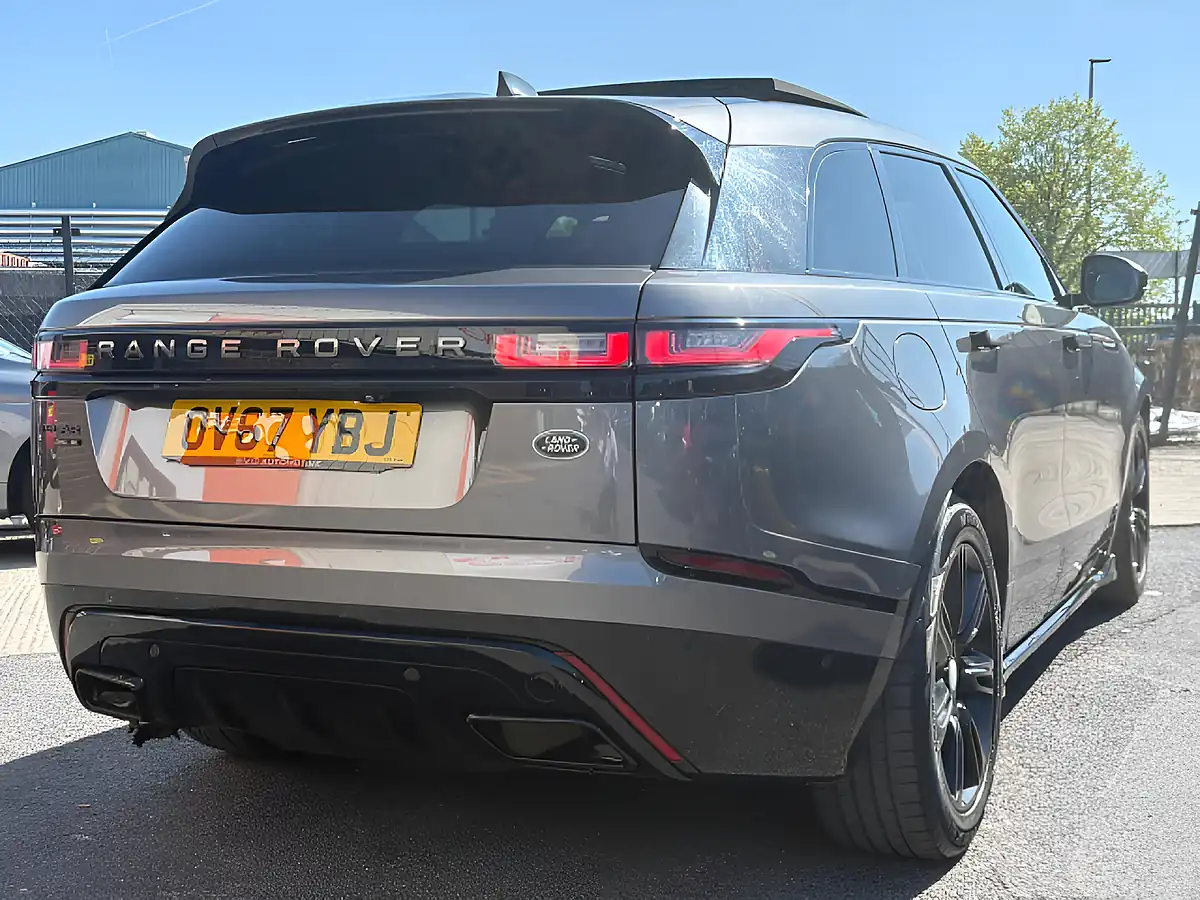 Used 2017 Land Rover Range Rover Velar R-Dynamic Se Grey - Interior and Exterior details 7