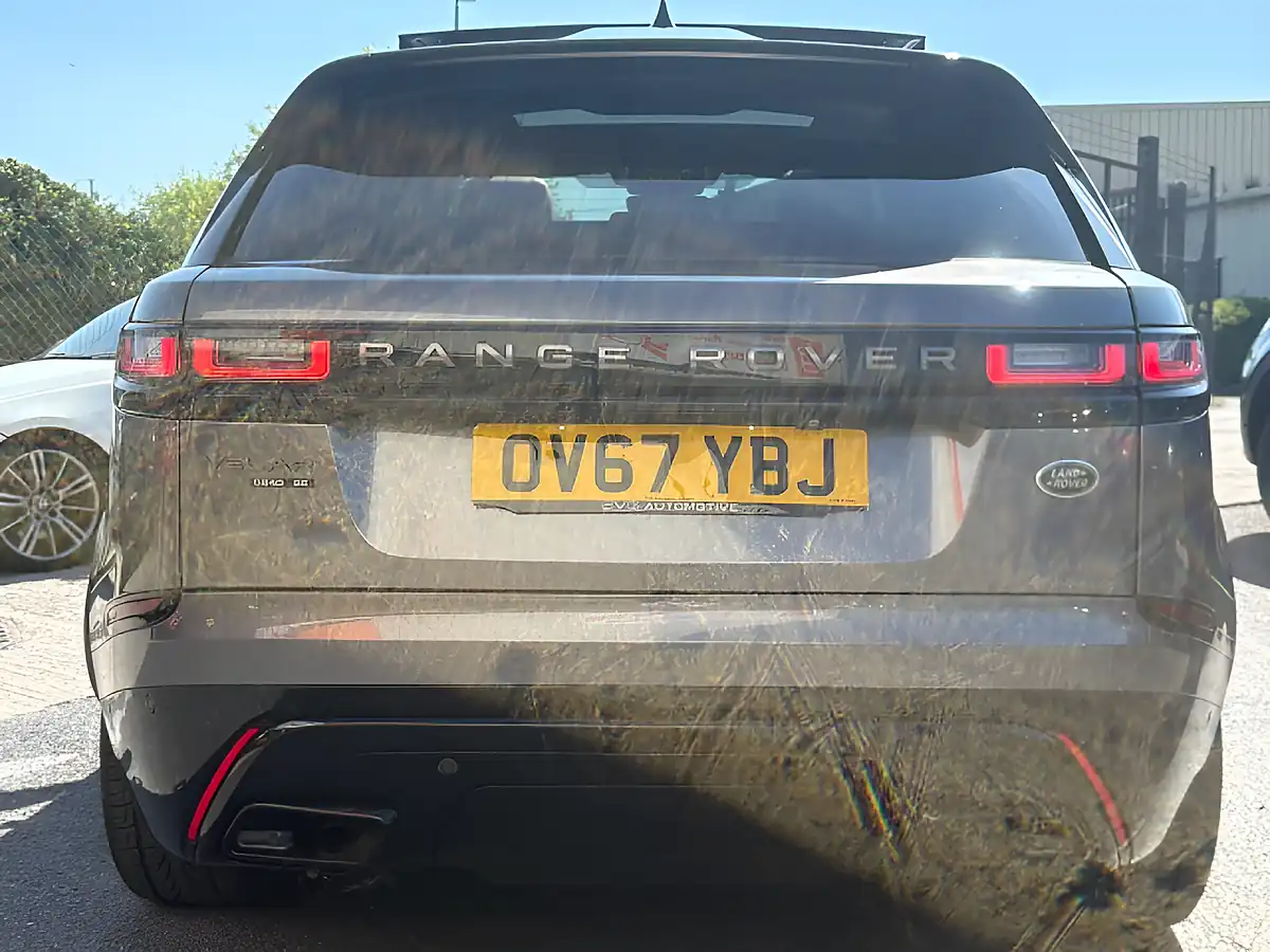 Used 2017 Land Rover Range Rover Velar R-Dynamic Se Grey - Interior and Exterior details 8