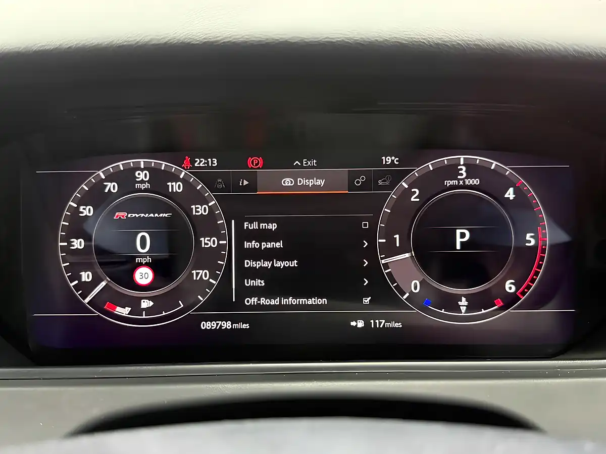 Used 2017 Land Rover Range Rover Velar R-Dynamic Se White - Interior and Exterior details 18