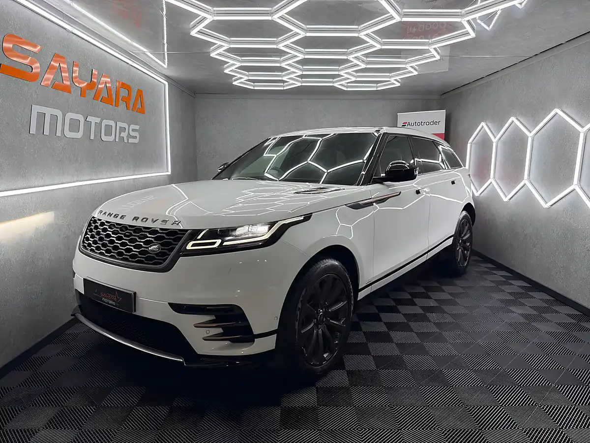 Used 2017 Land Rover Range Rover Velar R-Dynamic Se White - Interior and Exterior details 8