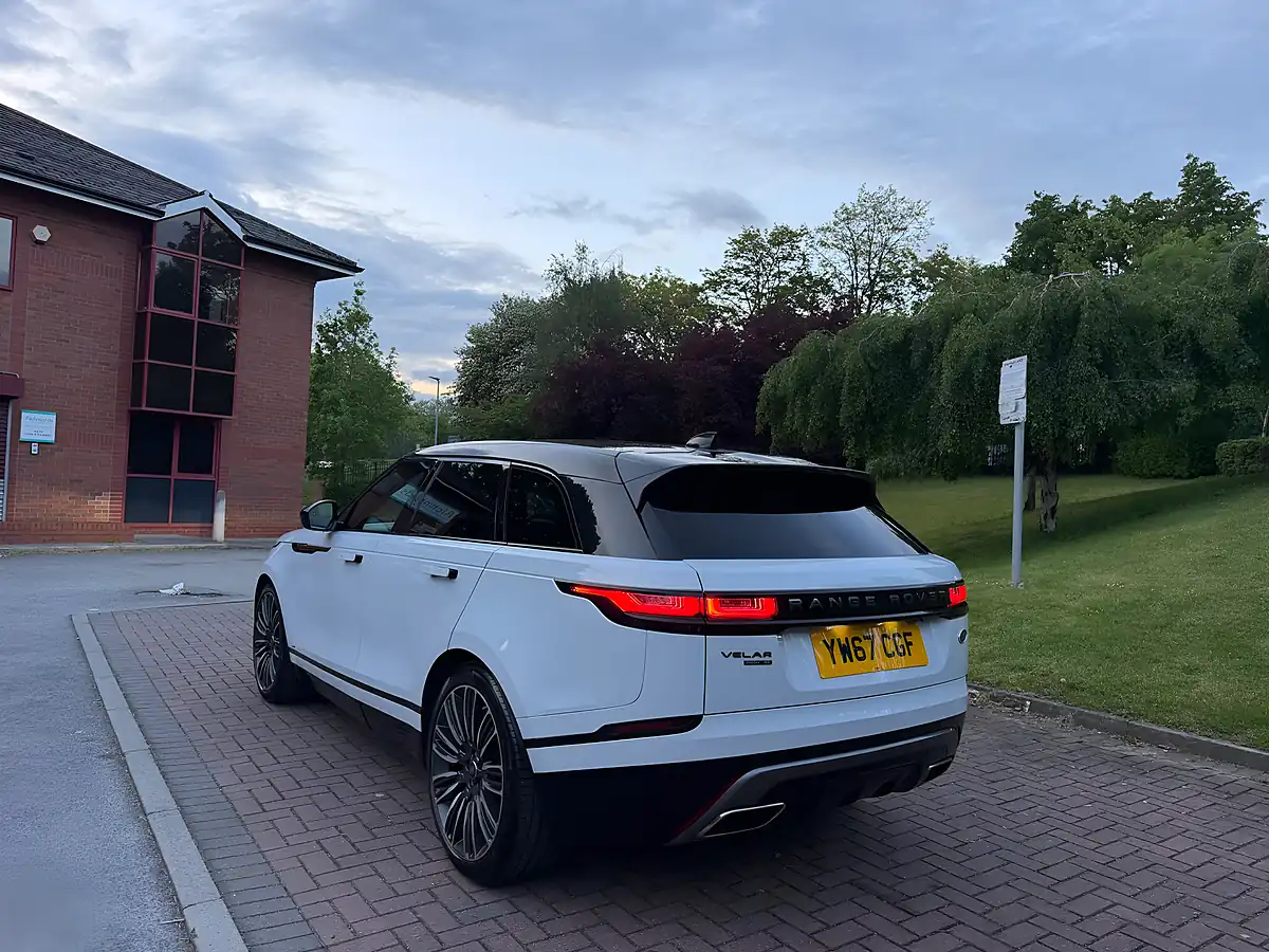 Used 2017 Land Rover Range Rover Velar R-Dynamic Se White - Interior and Exterior details 10