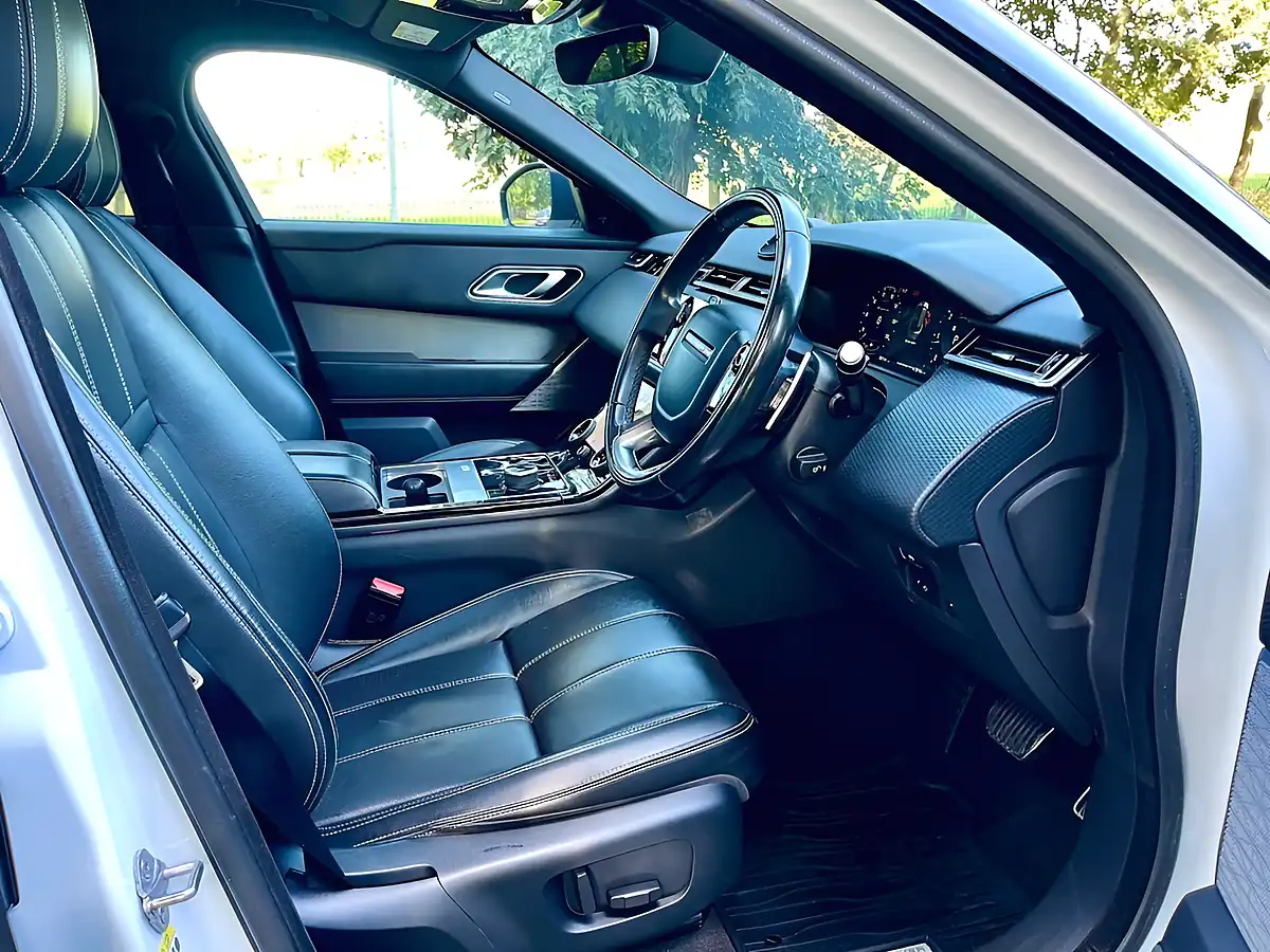 Used 2017 Land Rover Range Rover Velar R-Dynamic Se White - Interior and Exterior details 16