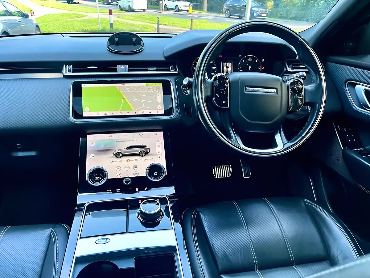 Used 2017 Land Rover Range Rover Velar R-Dynamic Se White - Interior and Exterior details 17